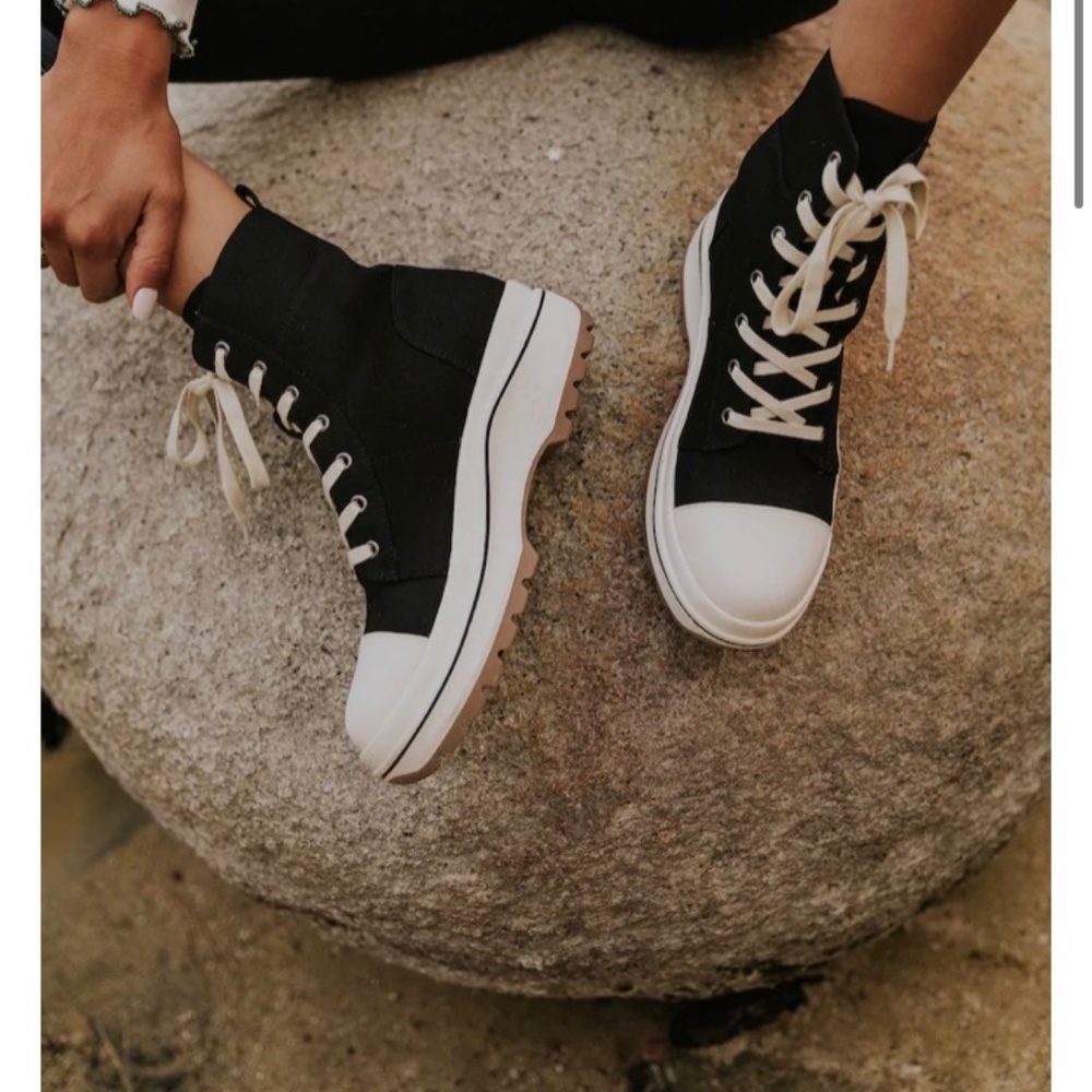 MIA edge platform boots